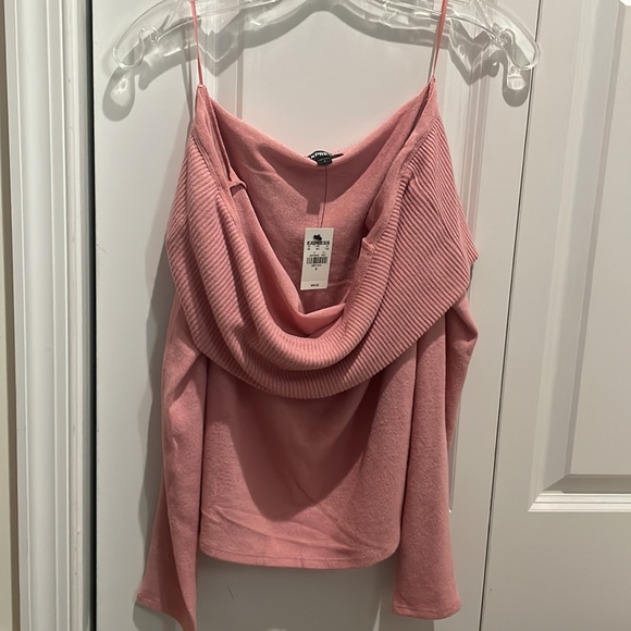 Express off the shoulder top - Picture 2 of 4